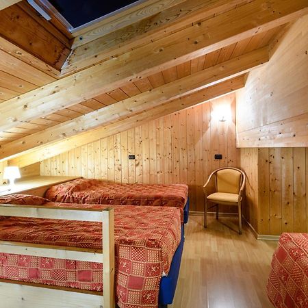 Hotel Garni Le Corti Grosotto Eksteriør billede