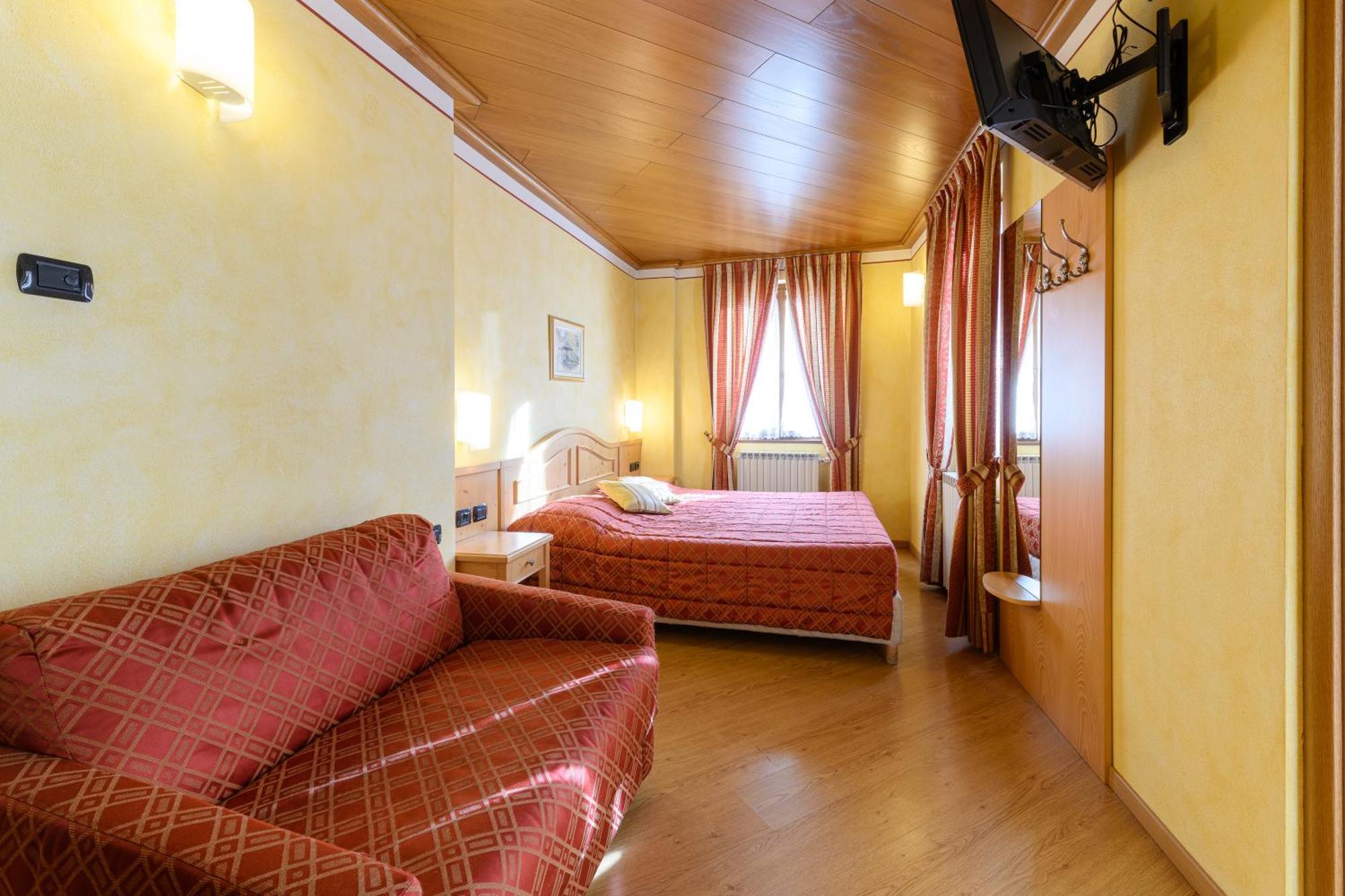 Hotel Garni Le Corti Grosotto Eksteriør billede